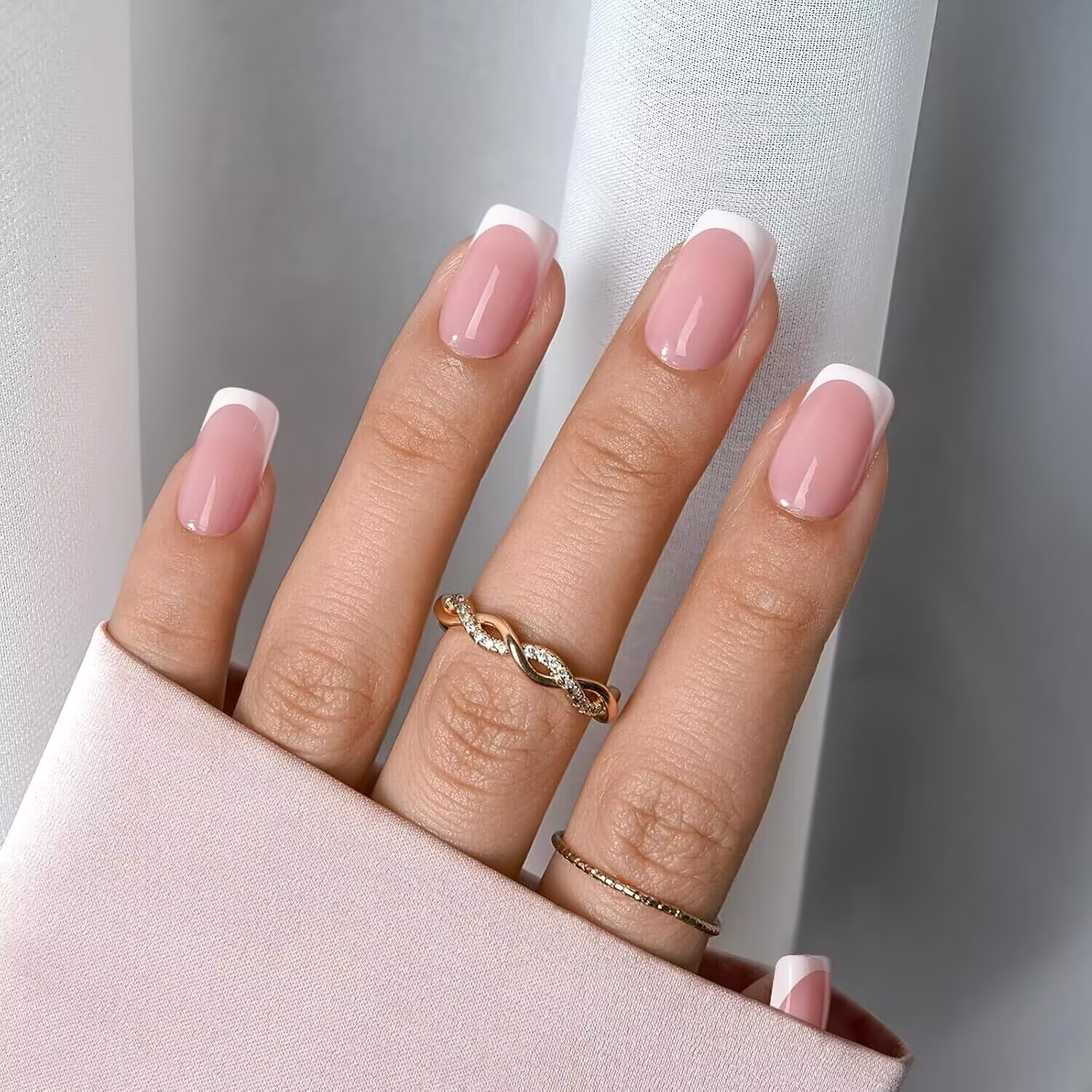 24PCS Short Square White Franc - Nail Art France 评论和价格