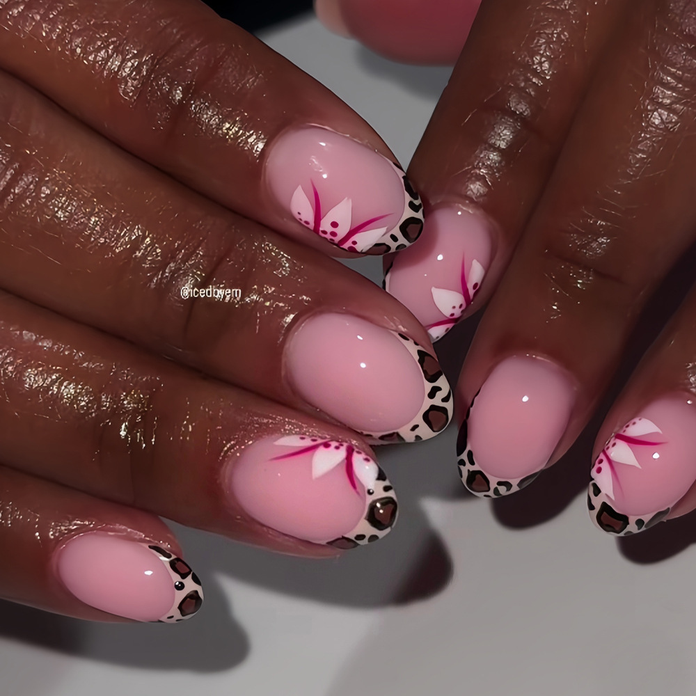 Short long fake nails for wome - Nail Art Aesthetic 评论和价格
