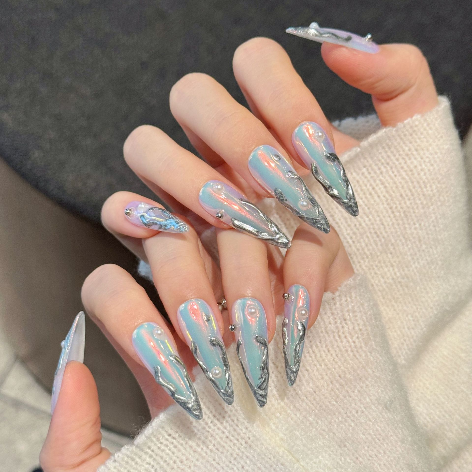 10pcs Silver Aurora Long Stile - Nail Art Aesthetic 评论和价格