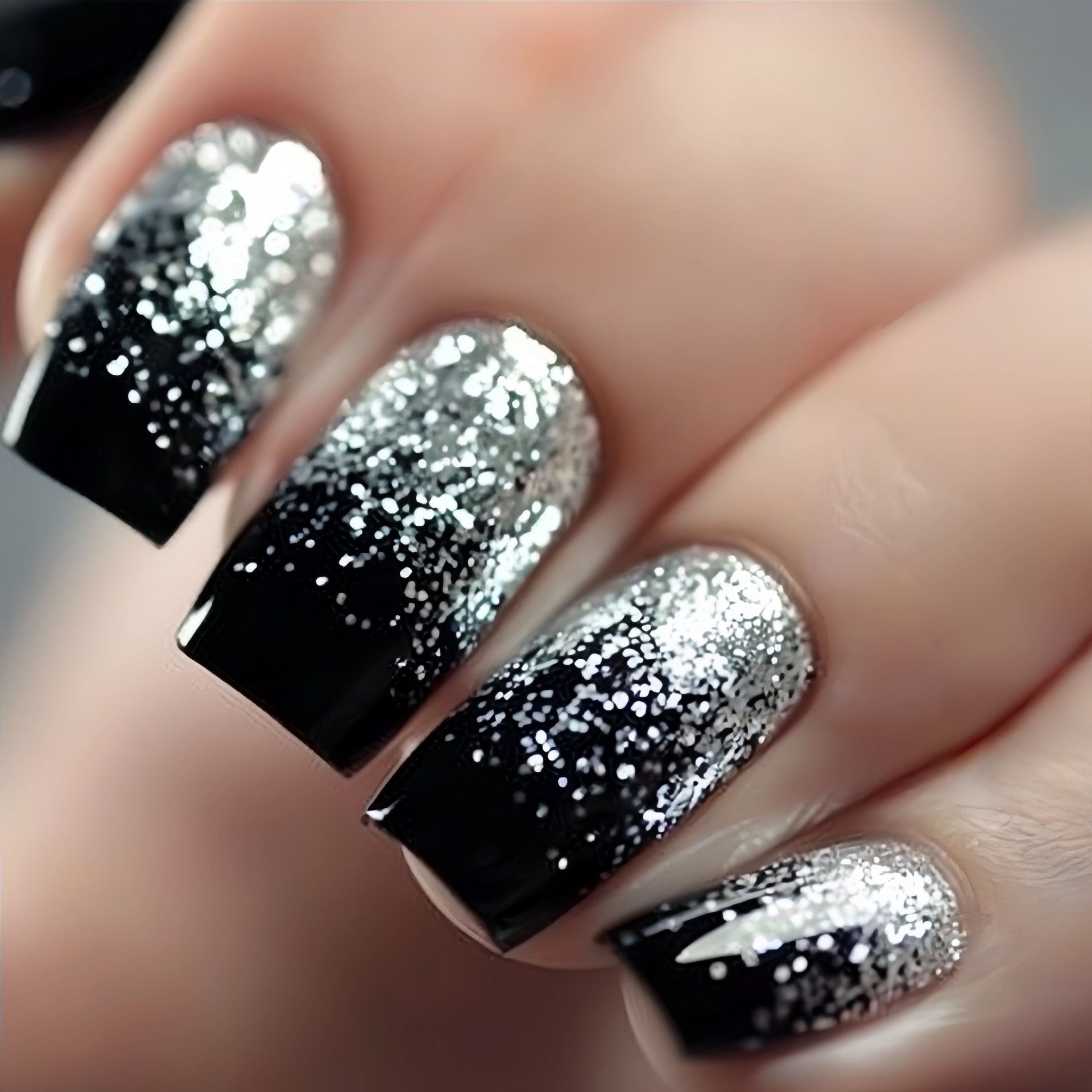 Short Medium fake nails Gradie - Nail Art Aesthetic 评论和价格